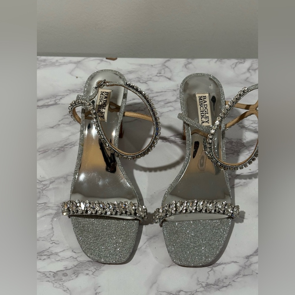 Badgley Mischka Tanisha Block Heel Sandal 8.5